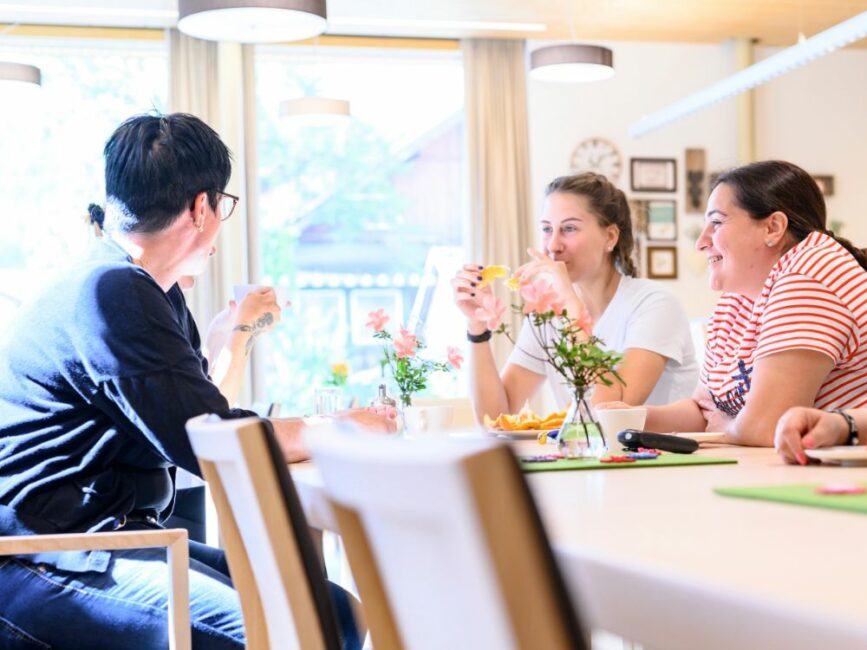 Symbolfoto - Hospizcafé - Begegnungen